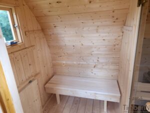 Entrée par le côté + poêle sur le côté + bancs en u (10)