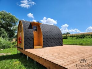 Entrée par le côté + poêle sur le côté + bancs en u (4)
