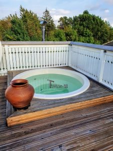 Hot tub terrace spa 1