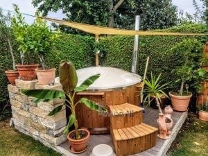 Fiberglass lined hot tub with integrated burner thermo wood Wellness Royal 2 1