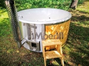 Outdoor fiberglass hot tub with integrated heater Wellness Deluxe 19