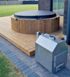 Poêle exterieur a bois pour bain nordique