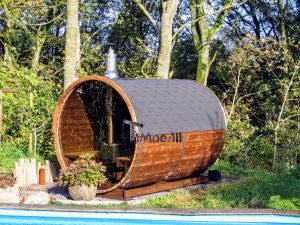 Udendørs sauna tønde i træ til haven Ole Nibe Denmark 2