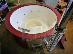 Fiberglass lined outdoor hot tub integrated heater with wood staining in red 16