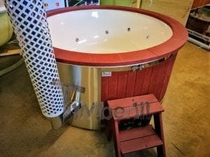 Fiberglass lined outdoor hot tub integrated heater with wood staining in red 18